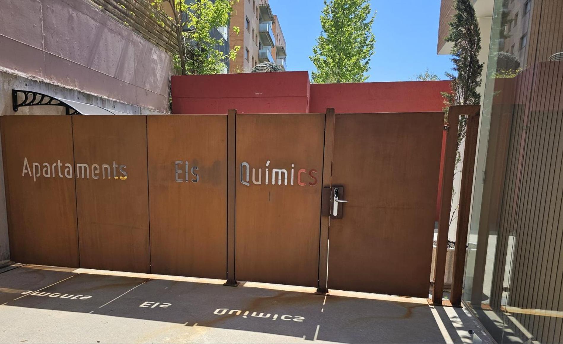 Apartaments Els Quimics Херона Екстериор снимка